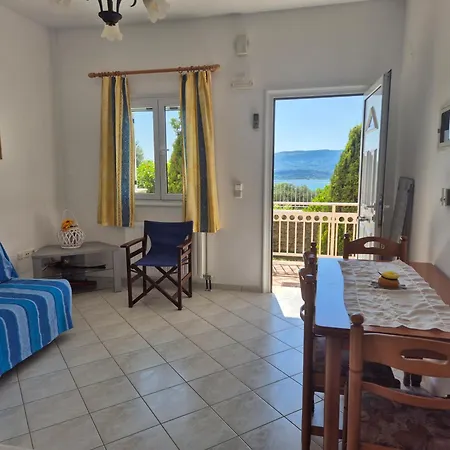 Marina House Apartamento Fársa