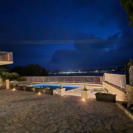 Апартаменты Marina House