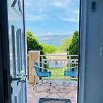 Marina House * Farsa