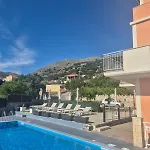 Marina House Appartement Fársa