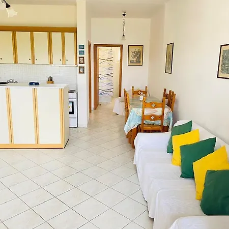 Marina House Apartment