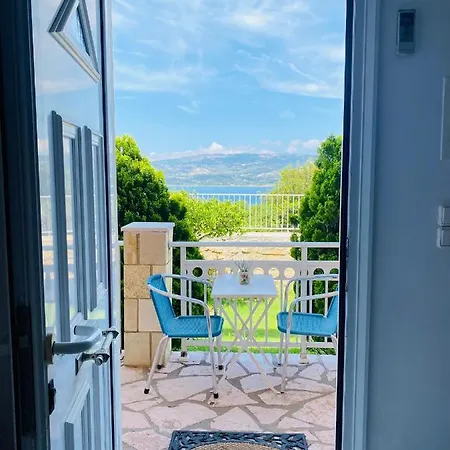 Marina House * Fársa