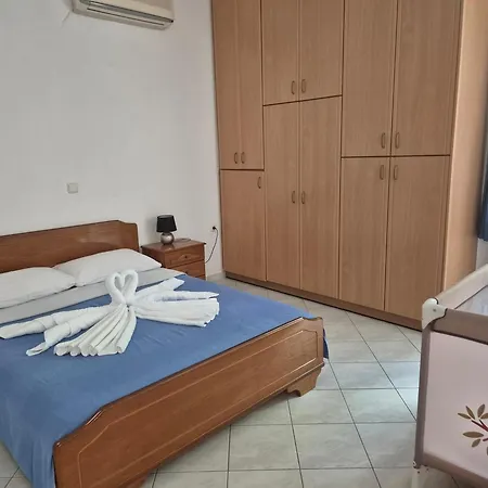 Marina House Apartment