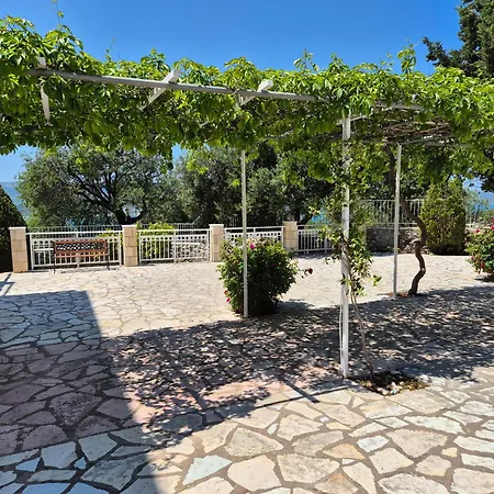 Apartment Marina House Farsa