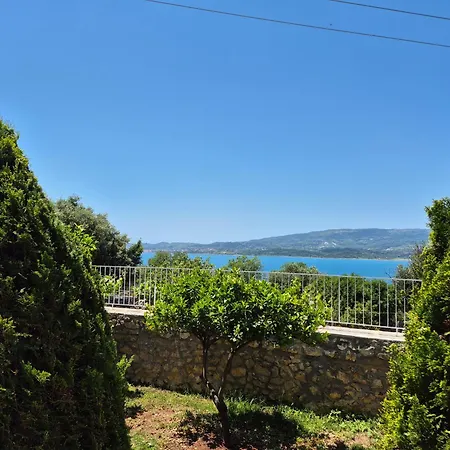 Apartment Marina House Farsa