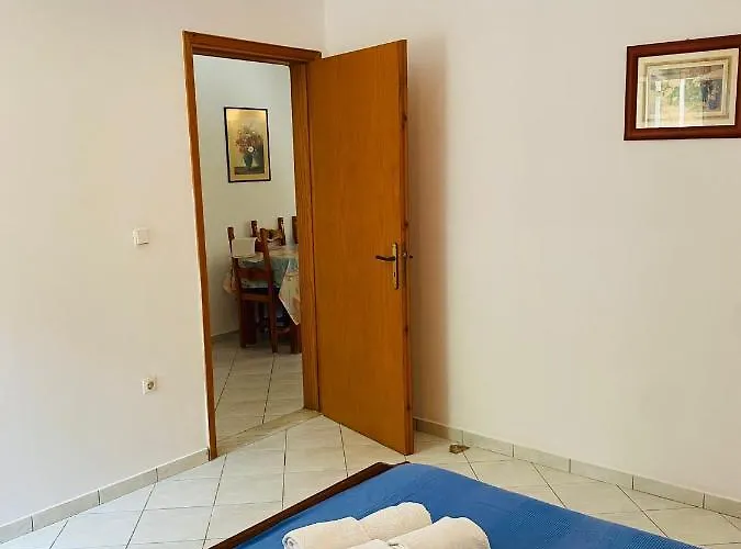 아파트 Marina House *