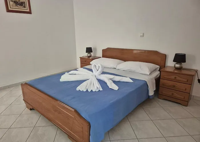 Marina House 아파트