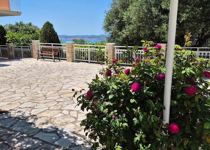 Marina House * Fársa